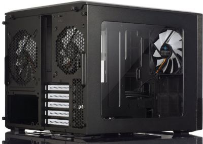 ������ Fractal Design Node 804 Black Window
