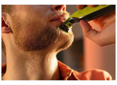 Philips ��. ������ ��� ���� OneBlade QP1424/10
